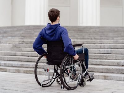 Saliscale per disabili e prezzi: come valutarli, a quanto ammontano