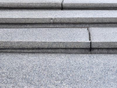 Saliscale a ruote per disabili: cos’è, quando acquistarlo, quanto costa